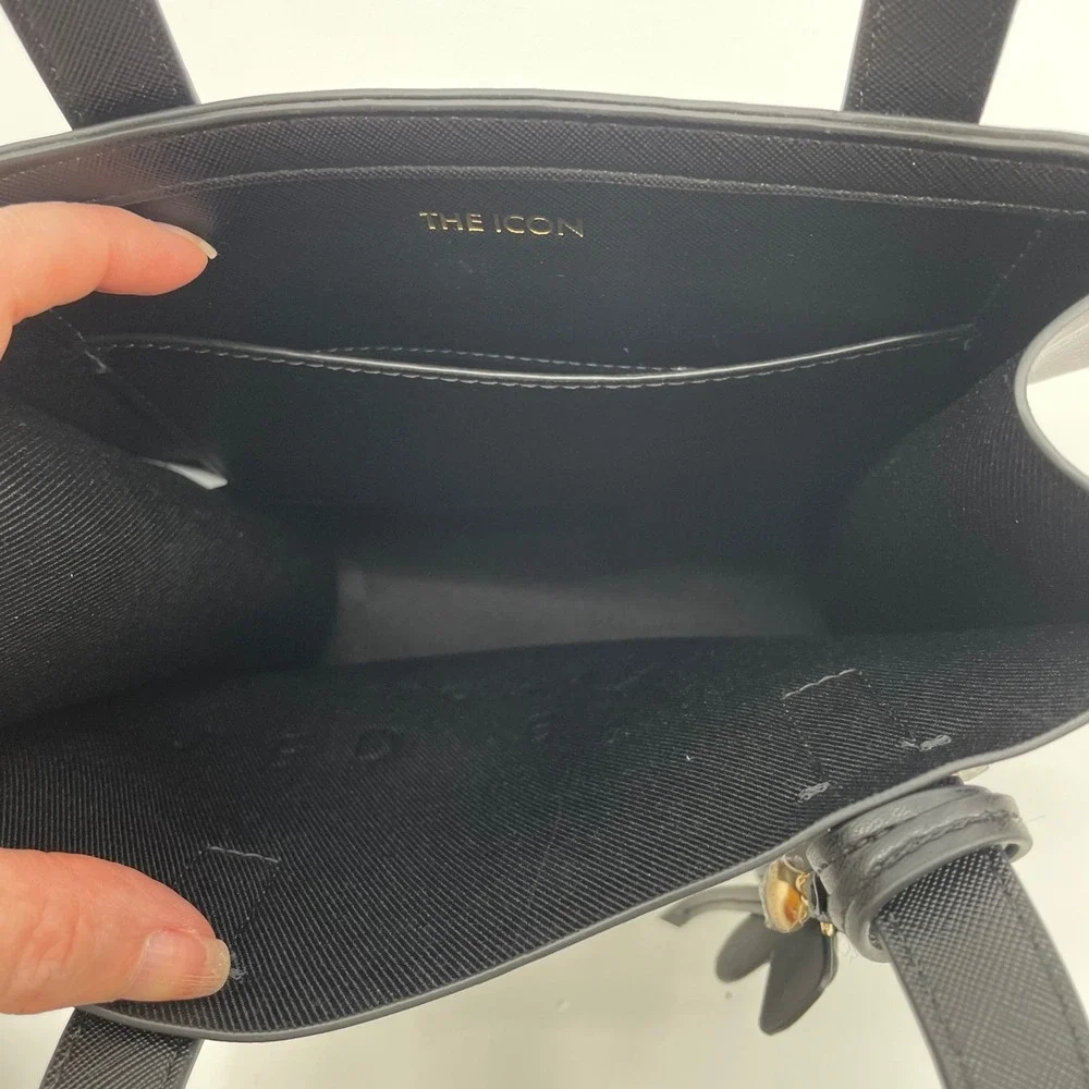 Ted Baker Tote The Icon Bag Womens OS Black‎ Minimalist Floral Charm Luxury NWT